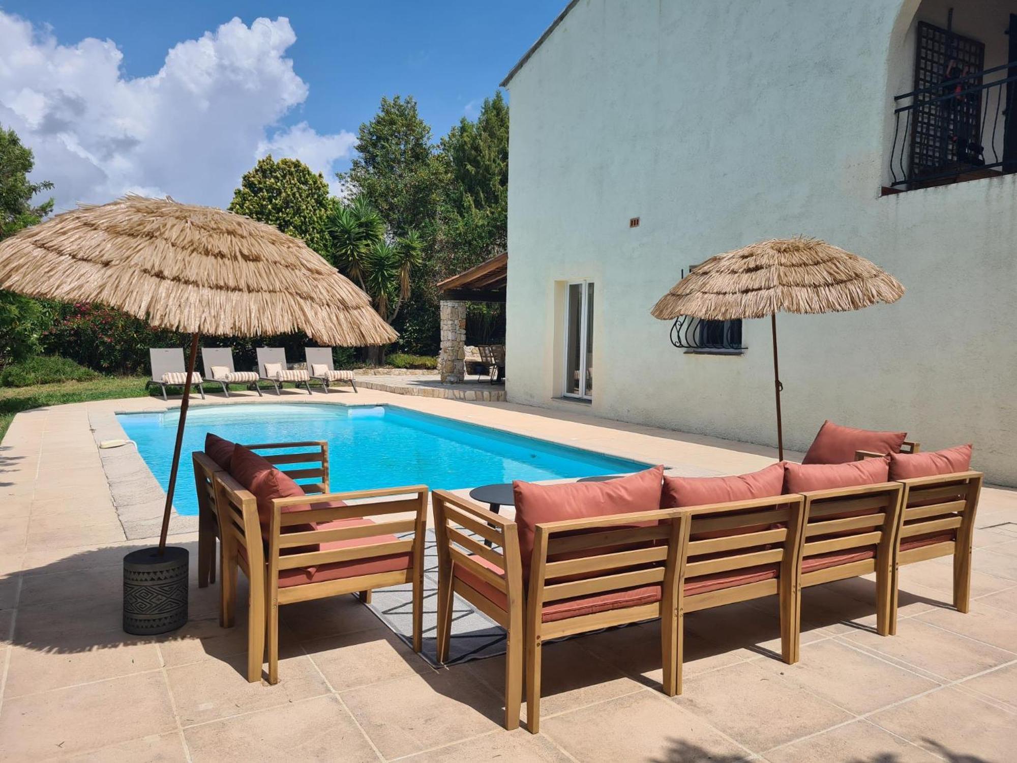 Belle De Charme Avec Piscine *