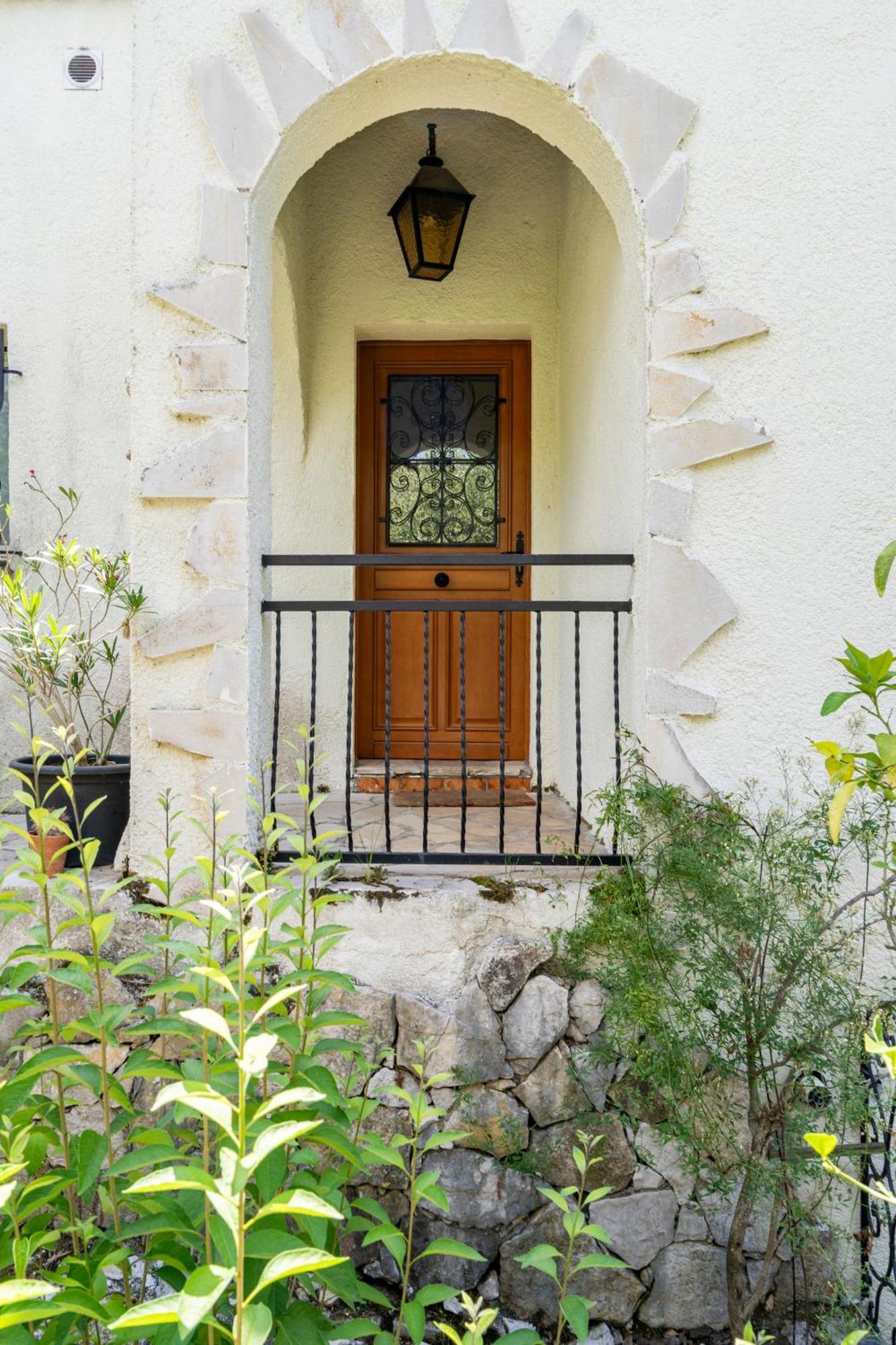 Belle De Charme Avec Piscine Villa *