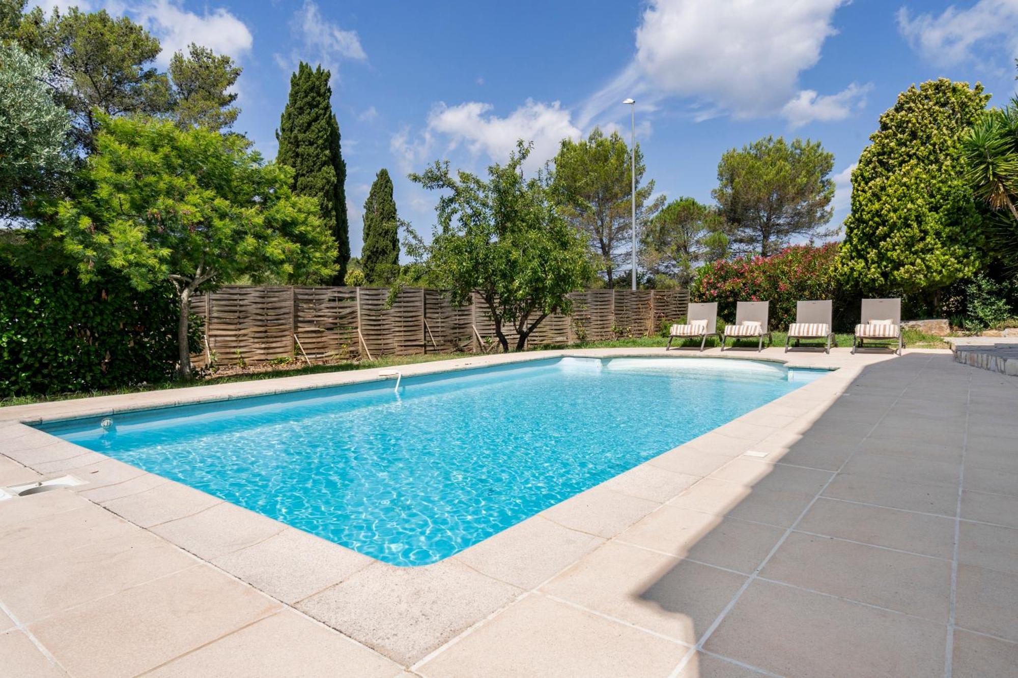 Belle De Charme Avec Piscine * Antibes