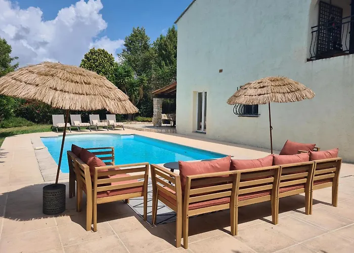 Belle Villa De Charme Avec Piscine